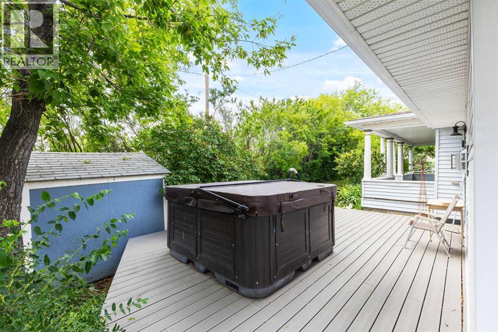 717 East Road, Standard, Alberta  T0J 3G0 - Photo 38 - A2232831