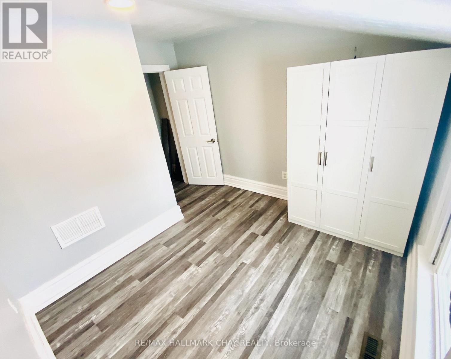 99 John Street W, Barrie, Ontario  L4N 2K7 - Photo 15 - S12383057