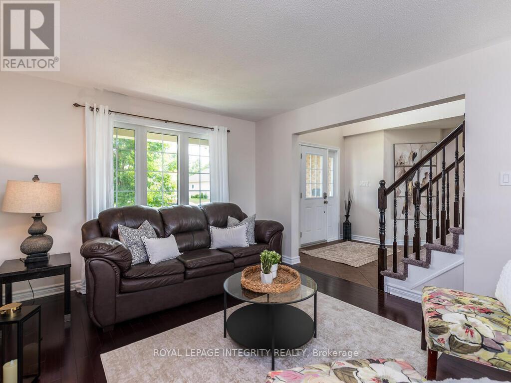 111 Comba Drive, Carleton Place, Ontario  K7C 4V2 - Photo 4 - X12383094