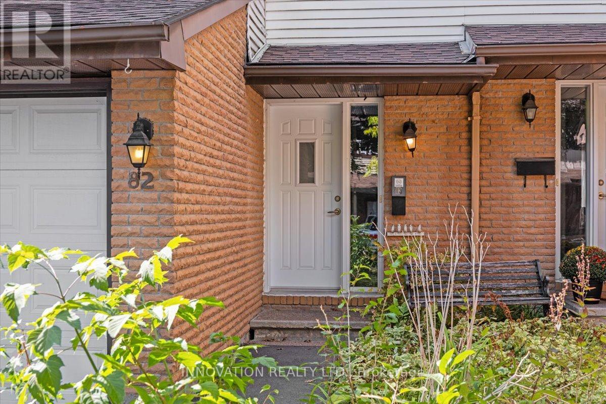 82 Stokes Crescent E, Ottawa, Ontario  K2L 2Z4 - Photo 2 - X12383095