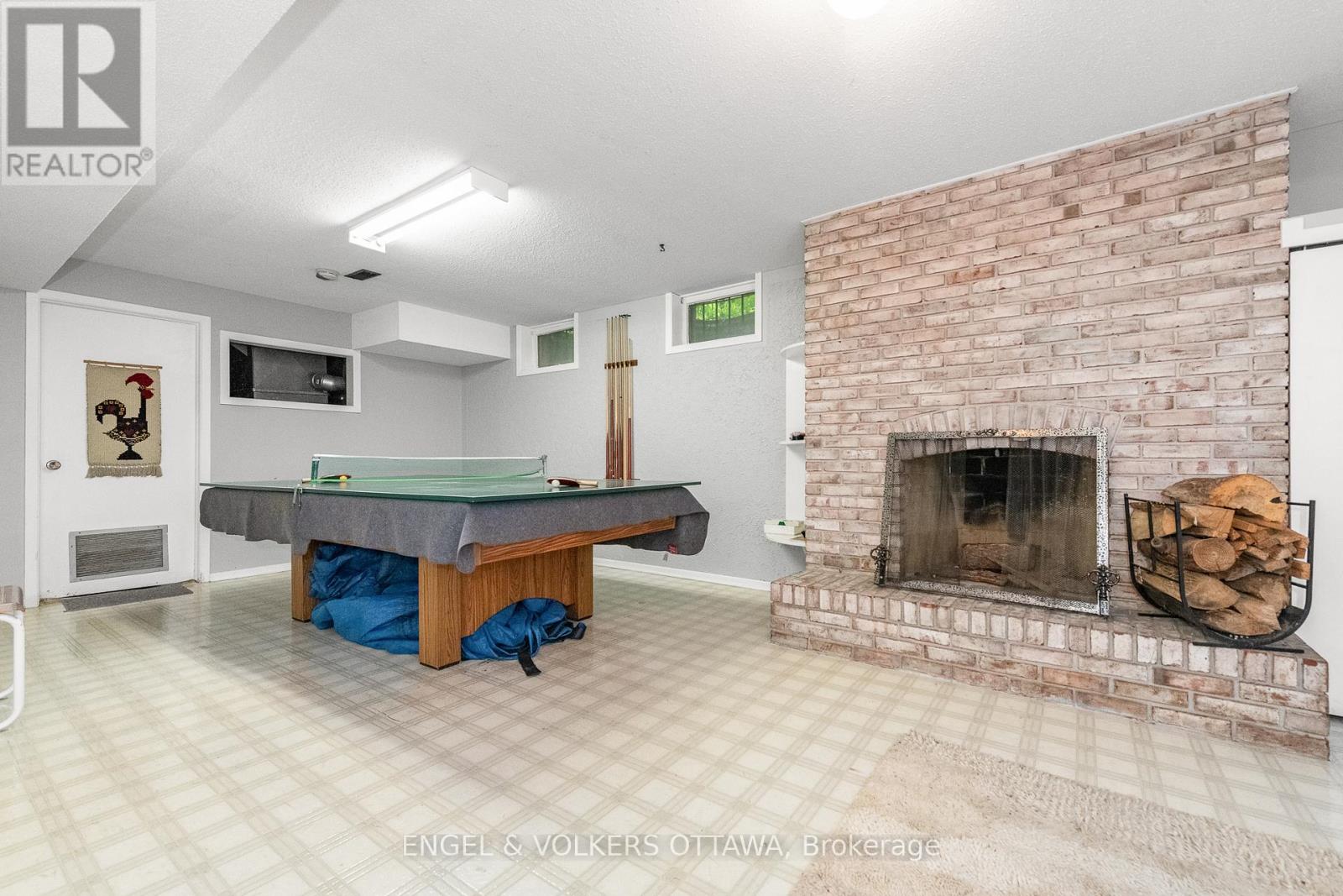 899 Dresden Crescent, Ottawa, Ontario  K2B 5H8 - Photo 26 - X12383106