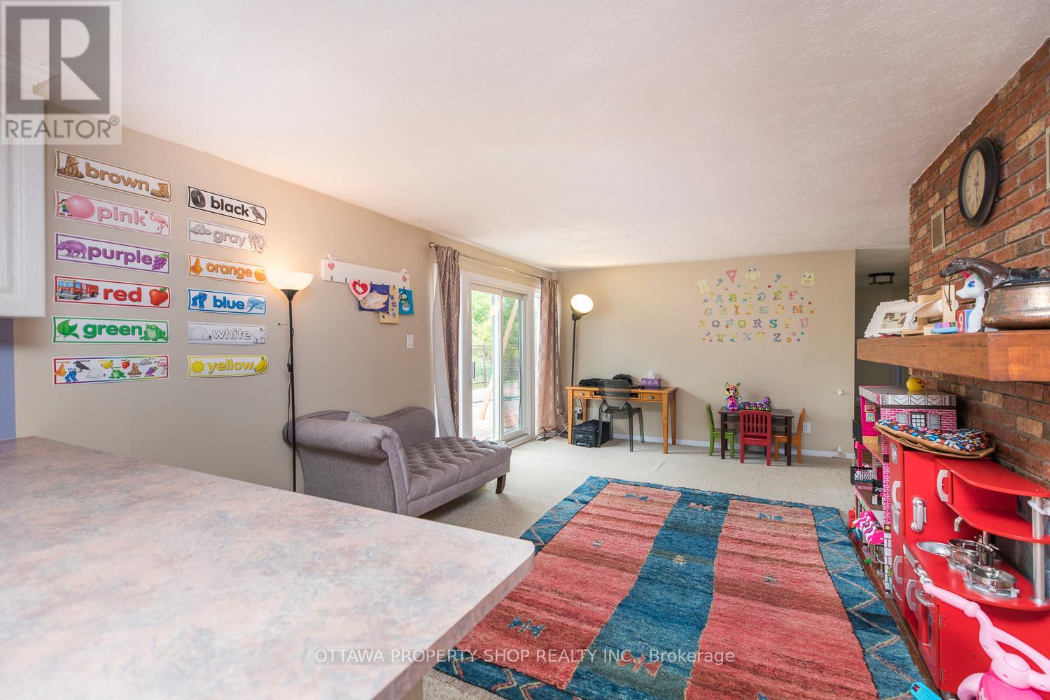 2428 Greys Creek Road, Ottawa, Ontario  K4P 1N7 - Photo 11 - X12383119