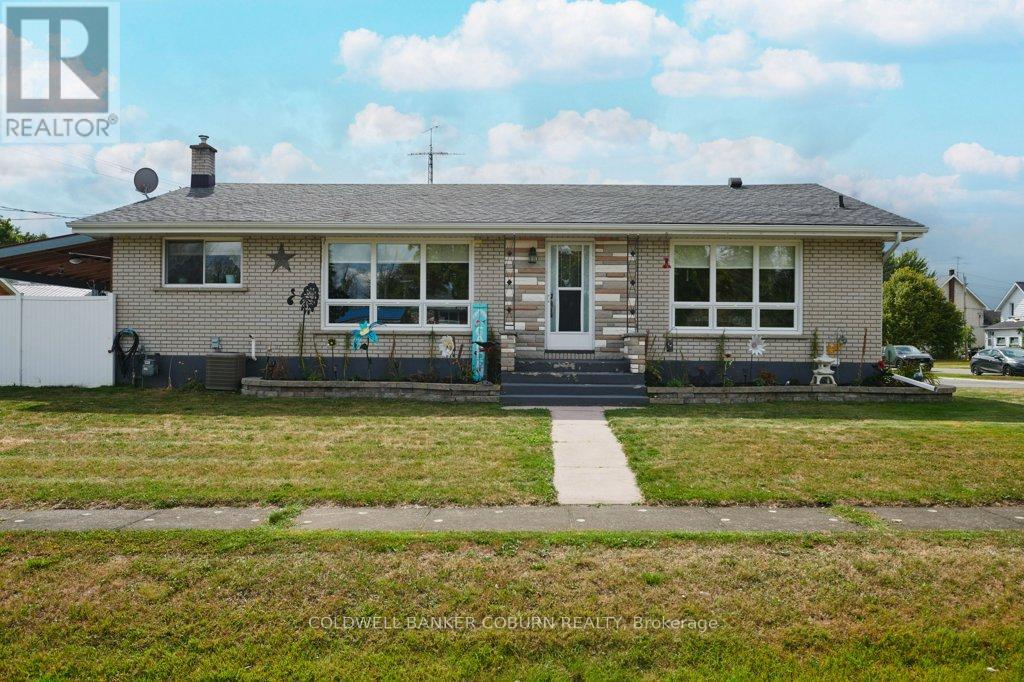 71 FIFTH STREET E, South Dundas, Ontario
