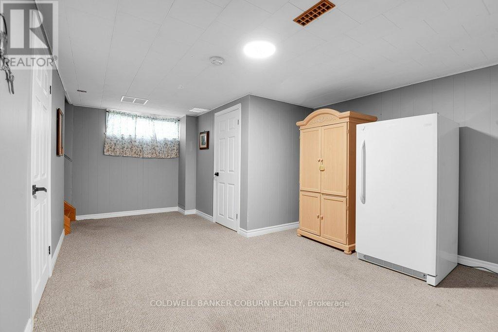71 Fifth Street E, South Dundas, Ontario  K0C 1X0 - Photo 22 - X12383141