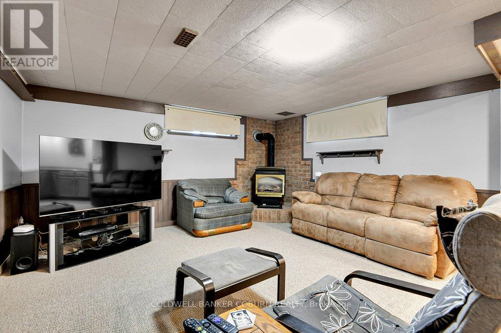 71 Fifth Street E, South Dundas, Ontario  K0C 1X0 - Photo 23 - X12383141
