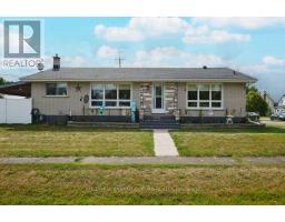 71 FIFTH STREET E, South Dundas, Ontario