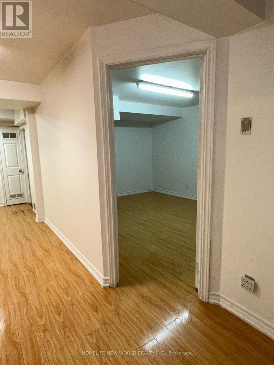 Bsm - 6 Stoneton Drive, Toronto, Ontario  M1H 2P6 - Photo 12 - E12382838