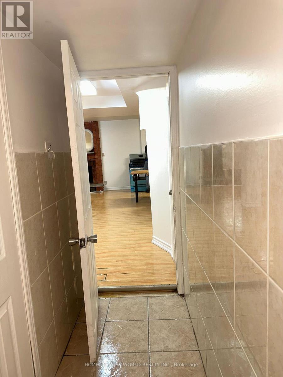 Bsm - 6 Stoneton Drive, Toronto, Ontario  M1H 2P6 - Photo 14 - E12382838