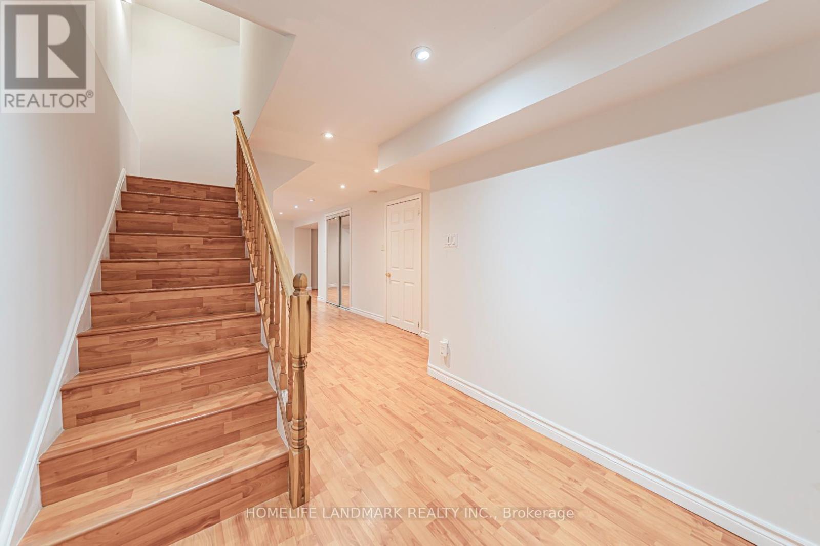 356 Brownridge Drive, Vaughan (Brownridge), Ontario  L4J 5W9 - Photo 30 - N12380054