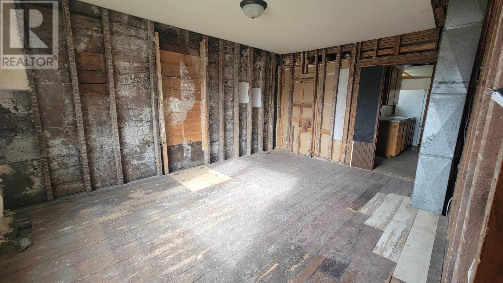 5 Prince Street, Yarmouth, Nova Scotia  B5A 1R4 - Photo 11 - 202522464