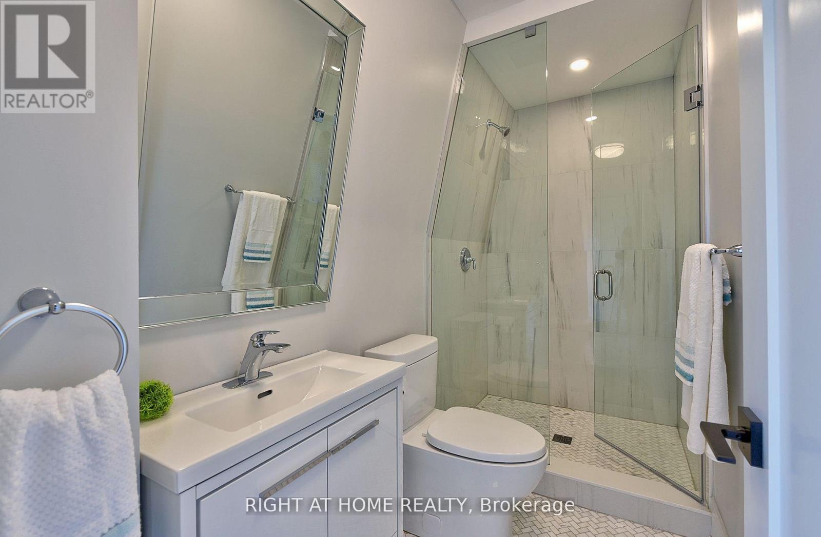 Unit 1 - 131 Brock Avenue, Toronto, Ontario  M6K 2L5 - Photo 9 - C12383097