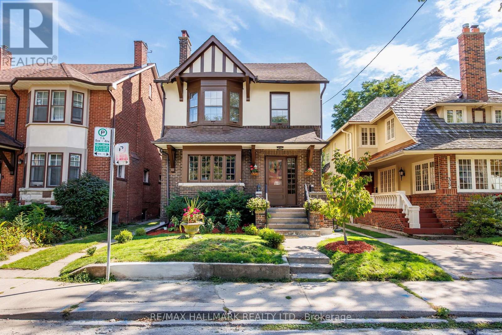 Property at 33 AUSTIN TERRACE image 4