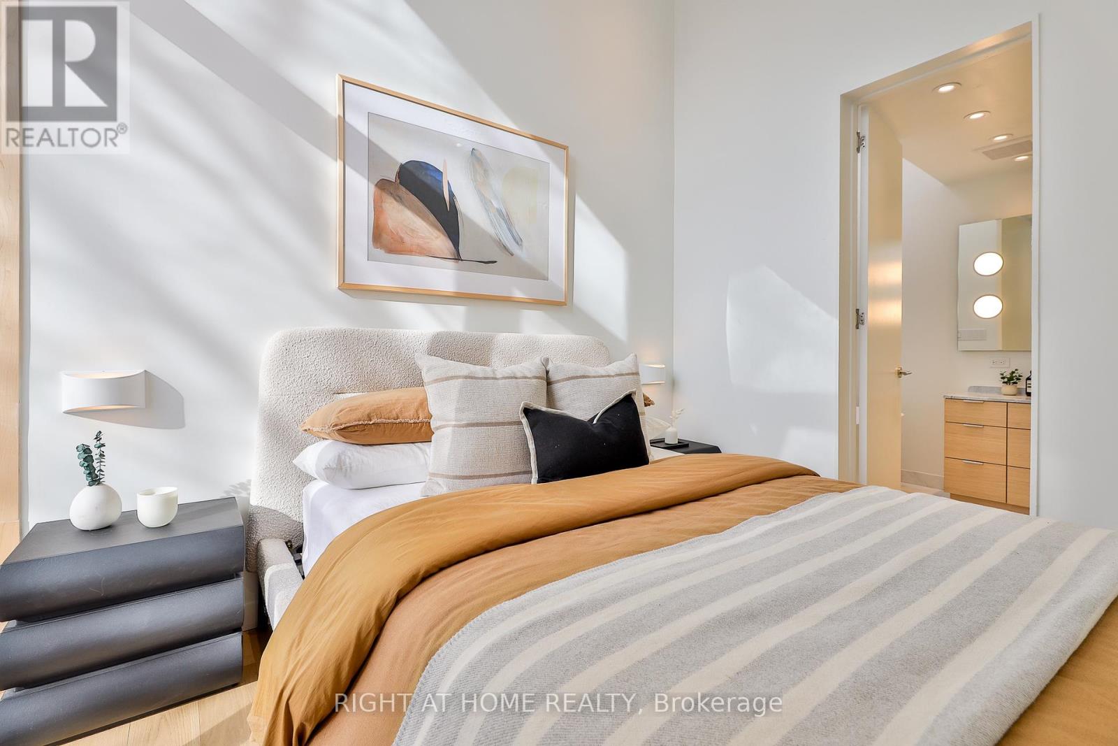 Ph 2 - 225 Brunswick Avenue, Toronto, Ontario  M5S 2M6 - Photo 20 - C12383154