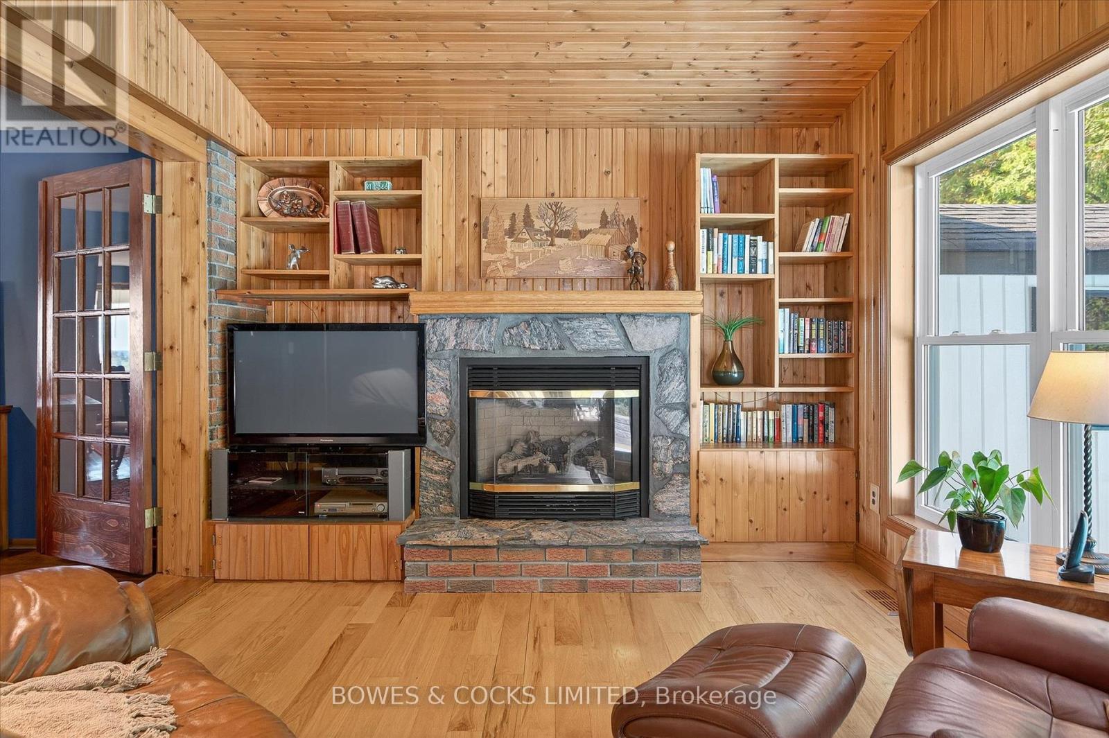 1540 Cherryhill Road, Peterborough, Ontario  K9K 1A8 - Photo 17 - X12383215