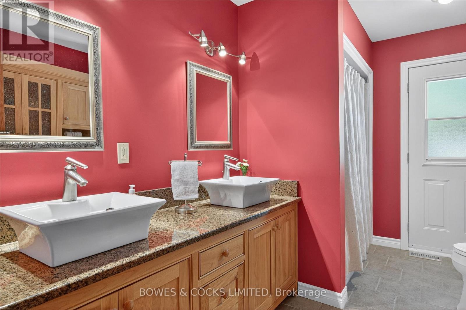 1540 Cherryhill Road, Peterborough, Ontario  K9K 1A8 - Photo 31 - X12383215