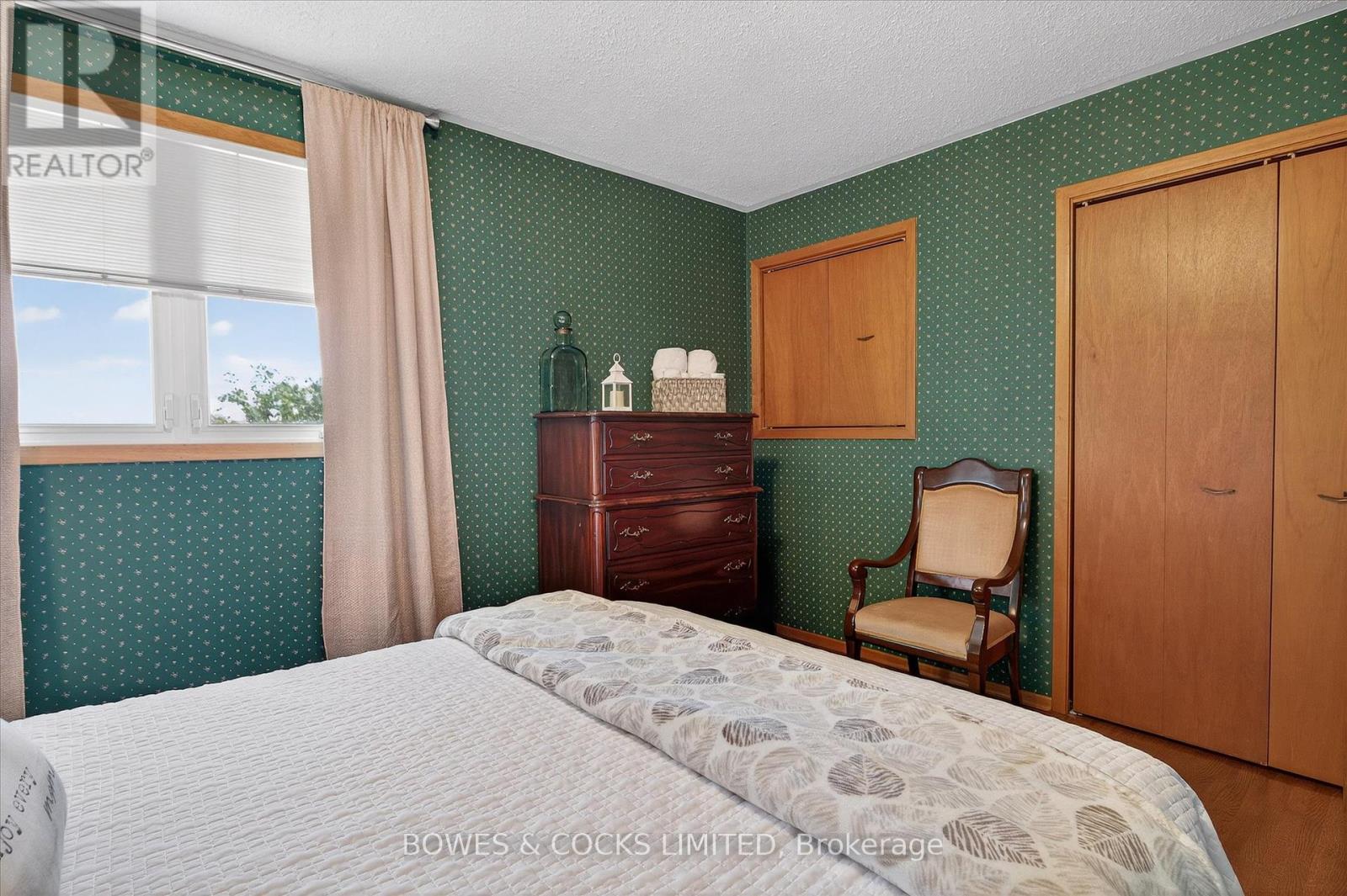 1540 Cherryhill Road, Peterborough, Ontario  K9K 1A8 - Photo 36 - X12383215