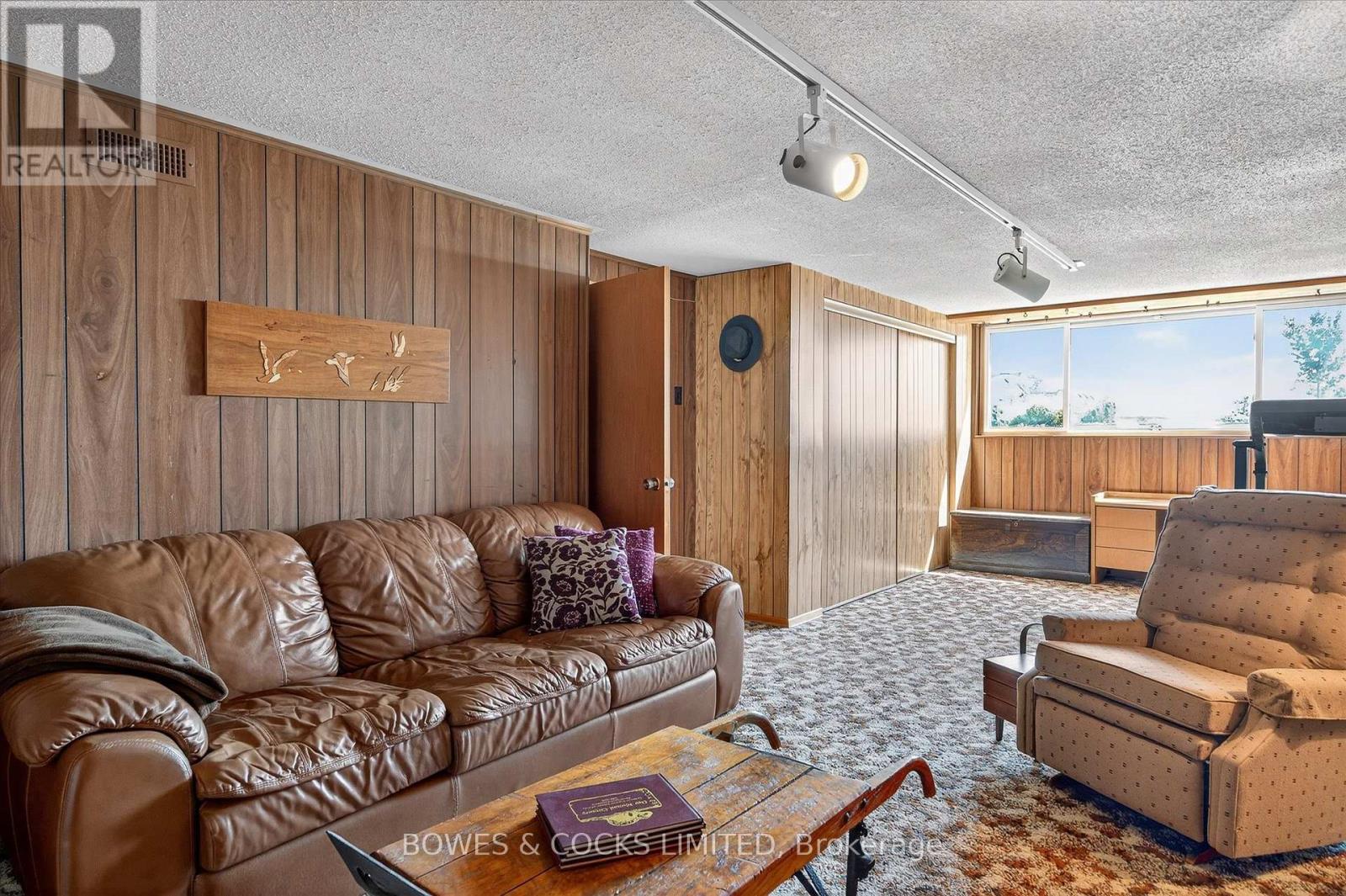 1540 Cherryhill Road, Peterborough, Ontario  K9K 1A8 - Photo 40 - X12383215
