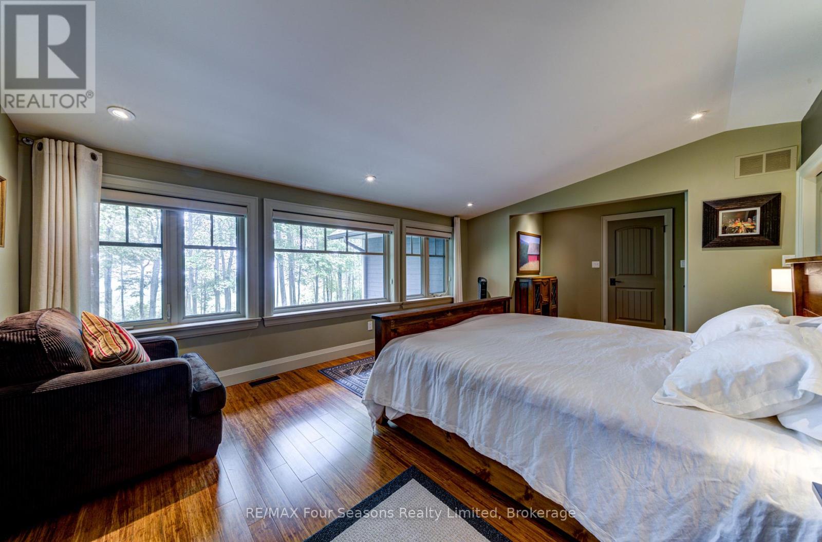 177 Osprey Heights, Grey Highlands, Ontario  N0C 1M0 - Photo 30 - X12383249