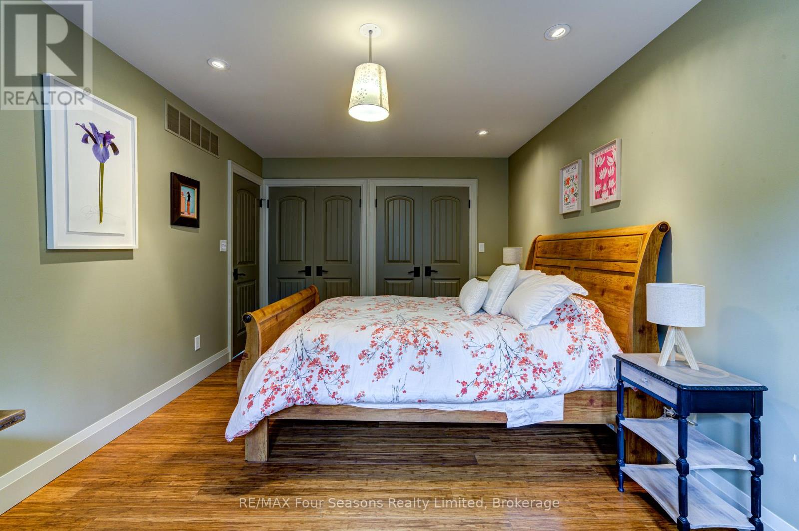 177 Osprey Heights, Grey Highlands, Ontario  N0C 1M0 - Photo 35 - X12383249