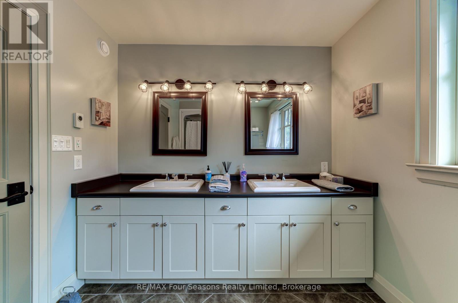 177 Osprey Heights, Grey Highlands, Ontario  N0C 1M0 - Photo 40 - X12383249