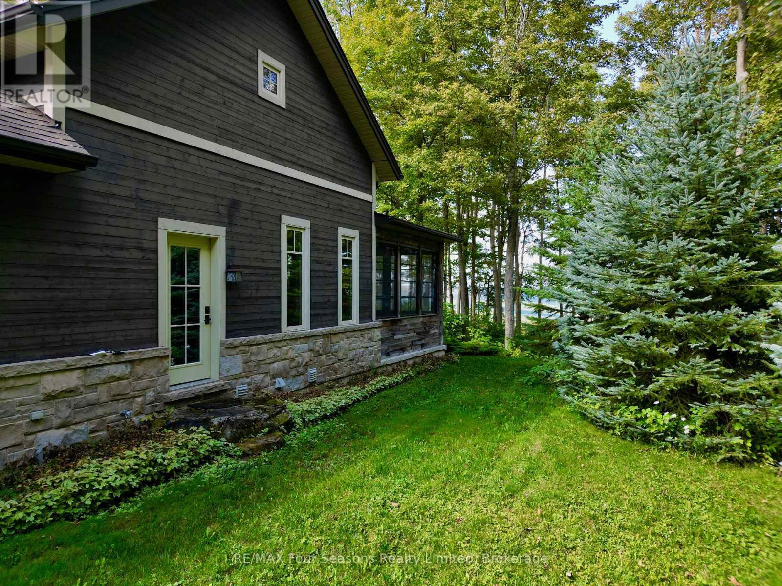 177 Osprey Heights, Grey Highlands, Ontario  N0C 1M0 - Photo 47 - X12383249