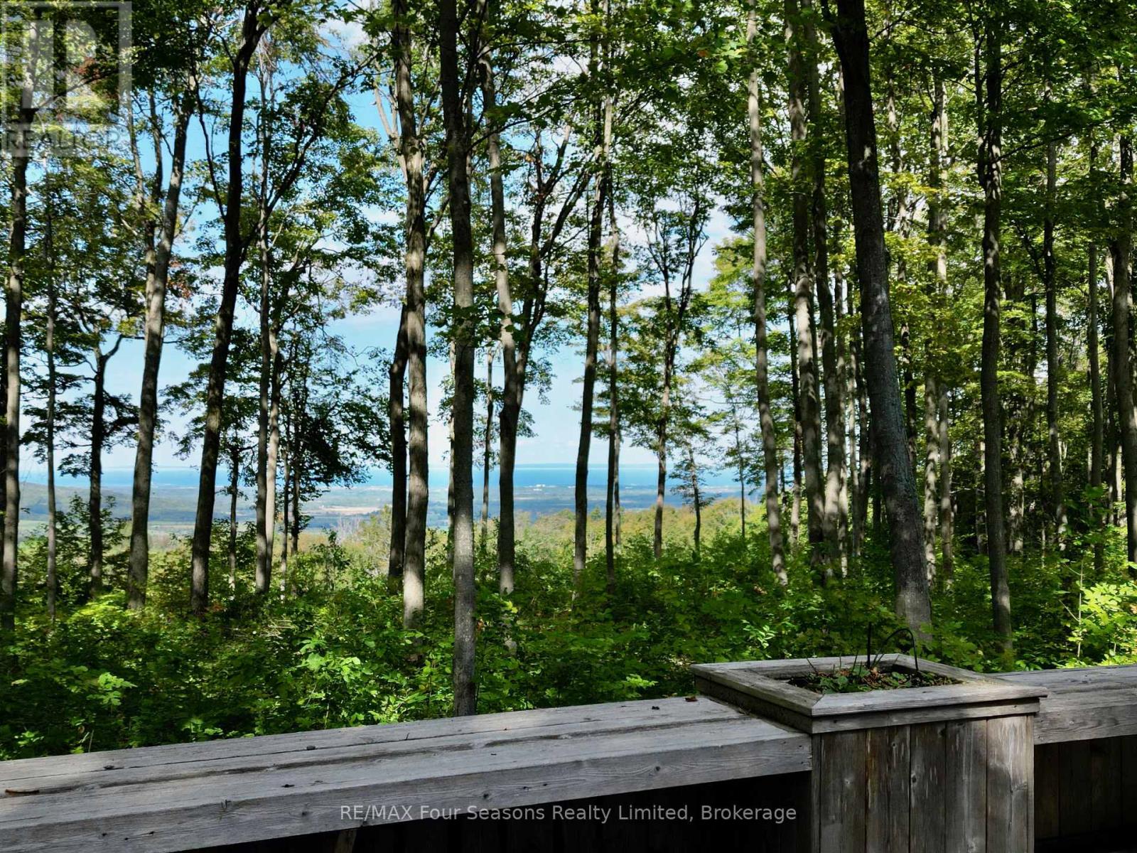 177 Osprey Heights, Grey Highlands, Ontario  N0C 1M0 - Photo 7 - X12383249