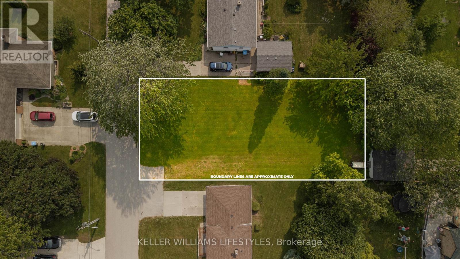 24 Mac Kenzie Street, Lambton Shores, Ontario  N0N 1J0 - Photo 3 - X12383185
