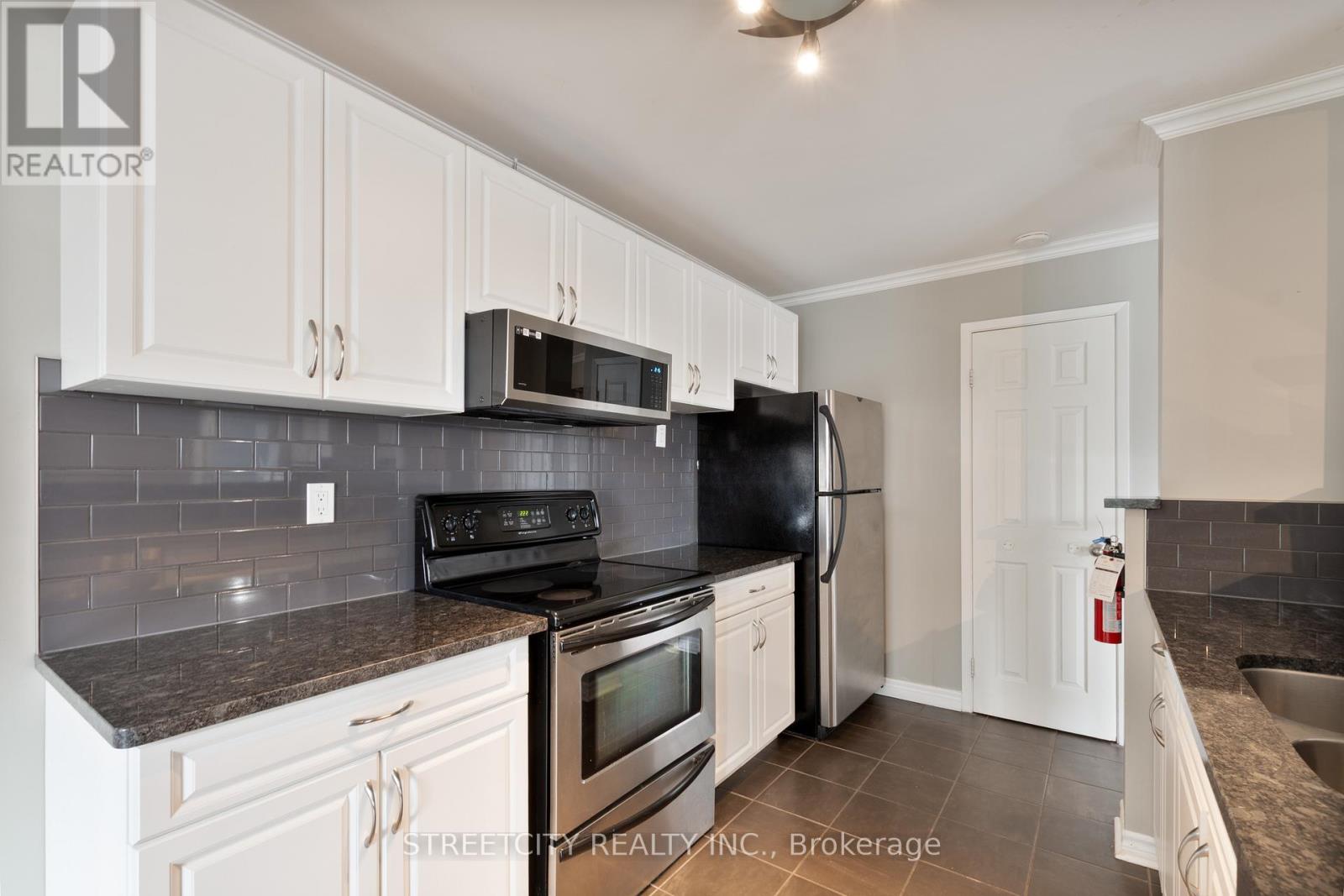 1203 - 500 Talbot Street, London East, Ontario  N6A 2S3 - Photo 11 - X12383192