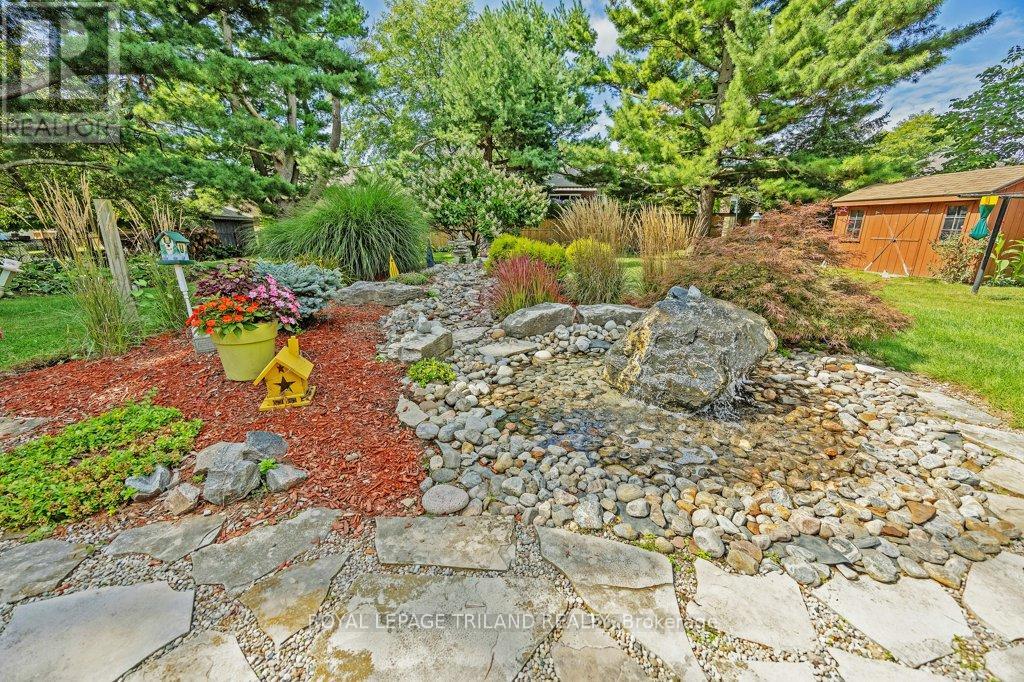 236 Sunset Drive, St. Thomas, Ontario  N5R 3C3 - Photo 33 - X12383206