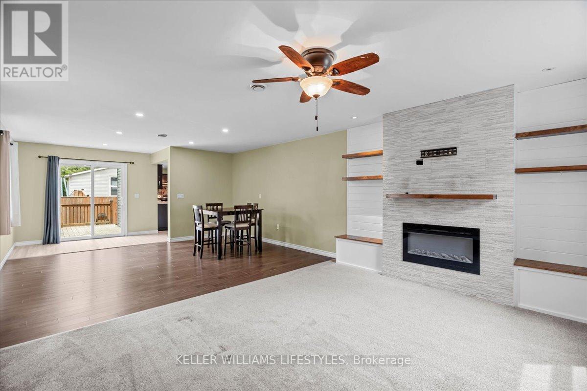 583 St.clair Street, Warwick, Ontario  N0M 2S0 - Photo 13 - X12383237
