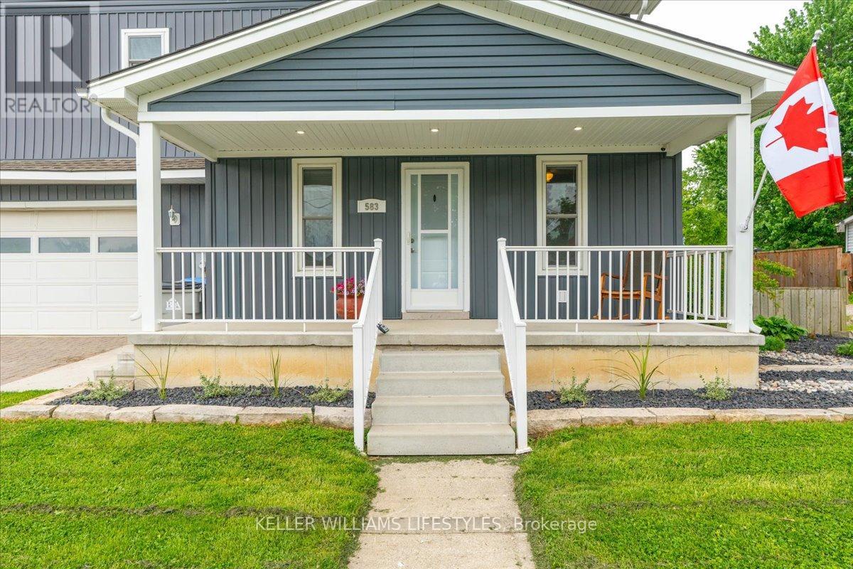 583 St.clair Street, Warwick, Ontario  N0M 2S0 - Photo 2 - X12383237