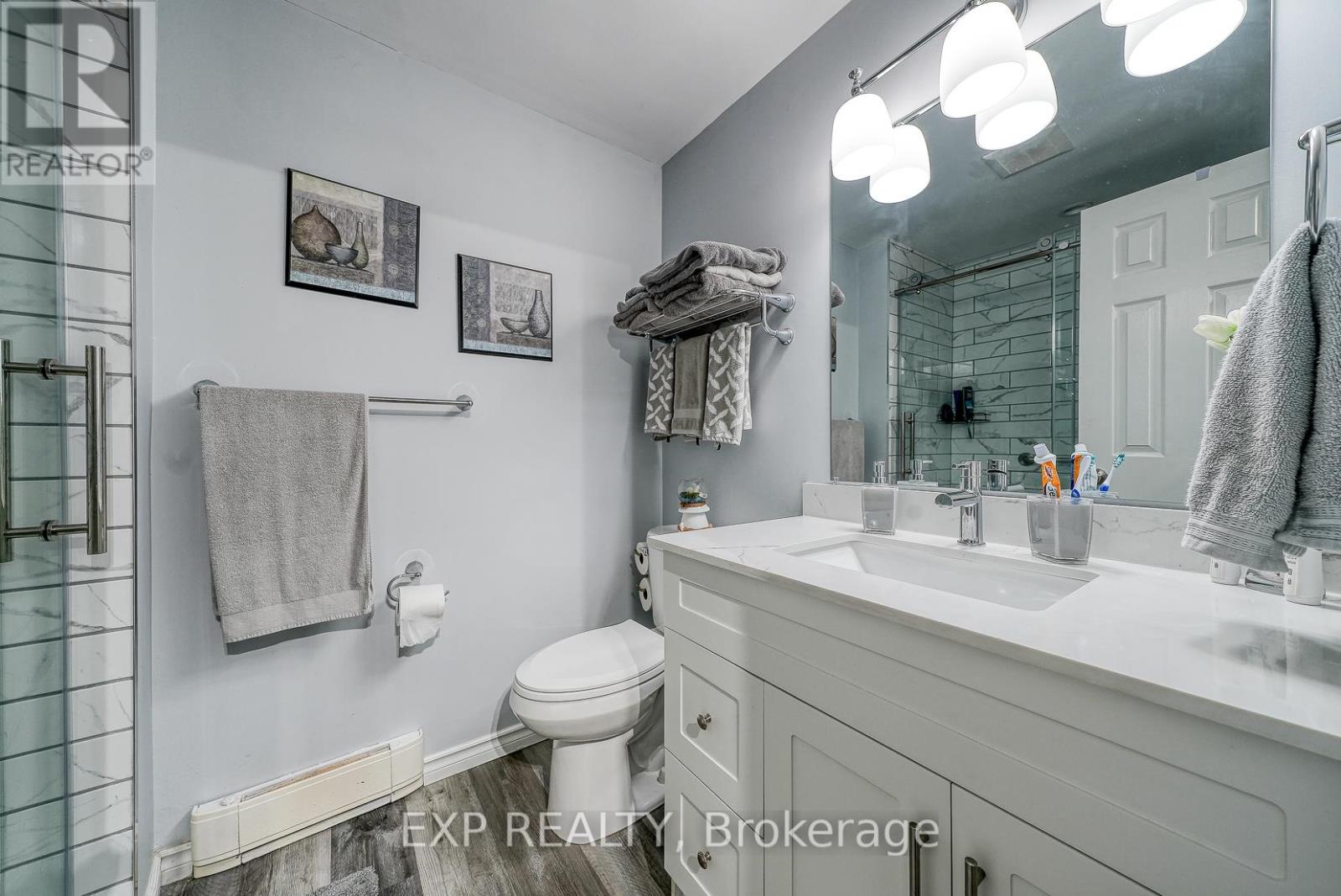 186 - 230 Clarke Road N, London East, Ontario  N5W 5P8 - Photo 15 - X12383255