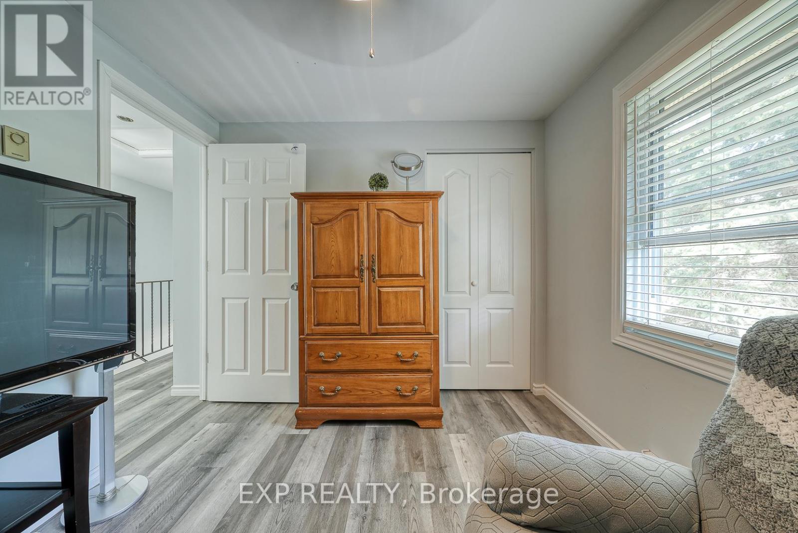 186 - 230 Clarke Road N, London East, Ontario  N5W 5P8 - Photo 18 - X12383255