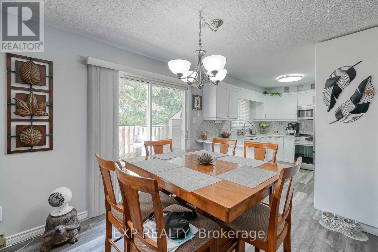 186 - 230 Clarke Road N, London East, Ontario  N5W 5P8 - Photo 6 - X12383255
