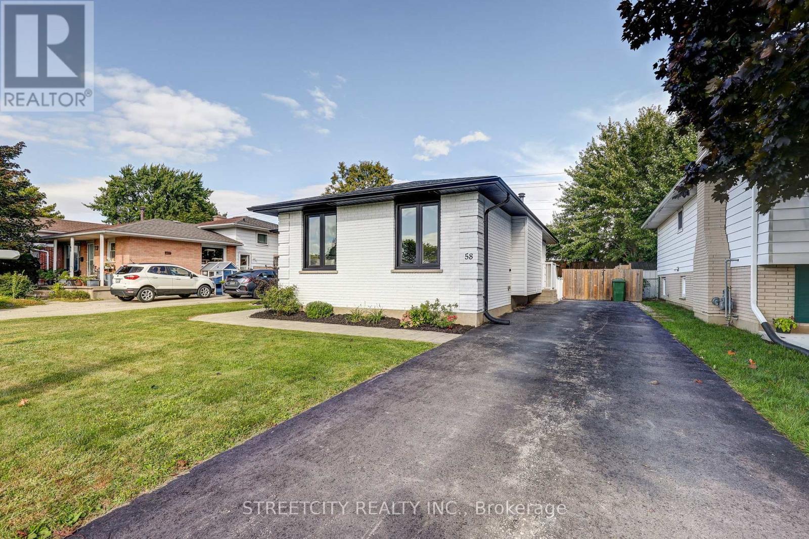 58 Manor Road, St. Thomas, Ontario  N5R 5N7 - Photo 39 - X12383261
