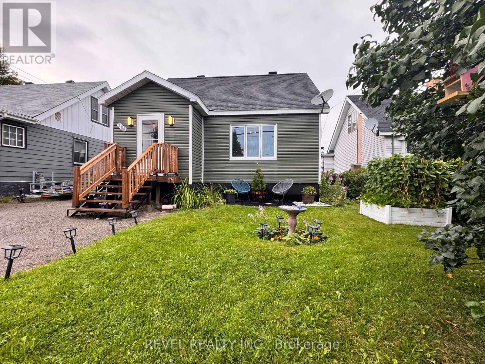 304 ROSS AVENUE E, Timmins, Ontario