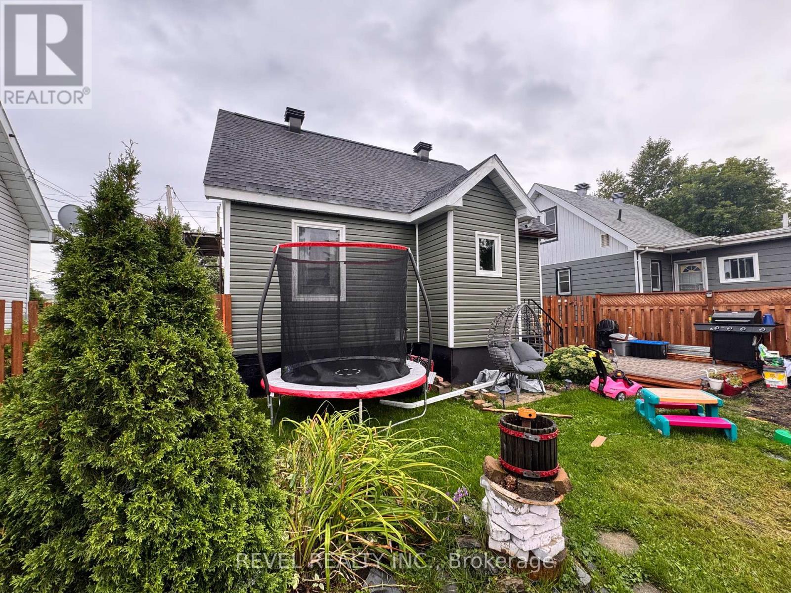 304 Ross Avenue E, Timmins, Ontario  P4N 5X1 - Photo 4 - T12383202