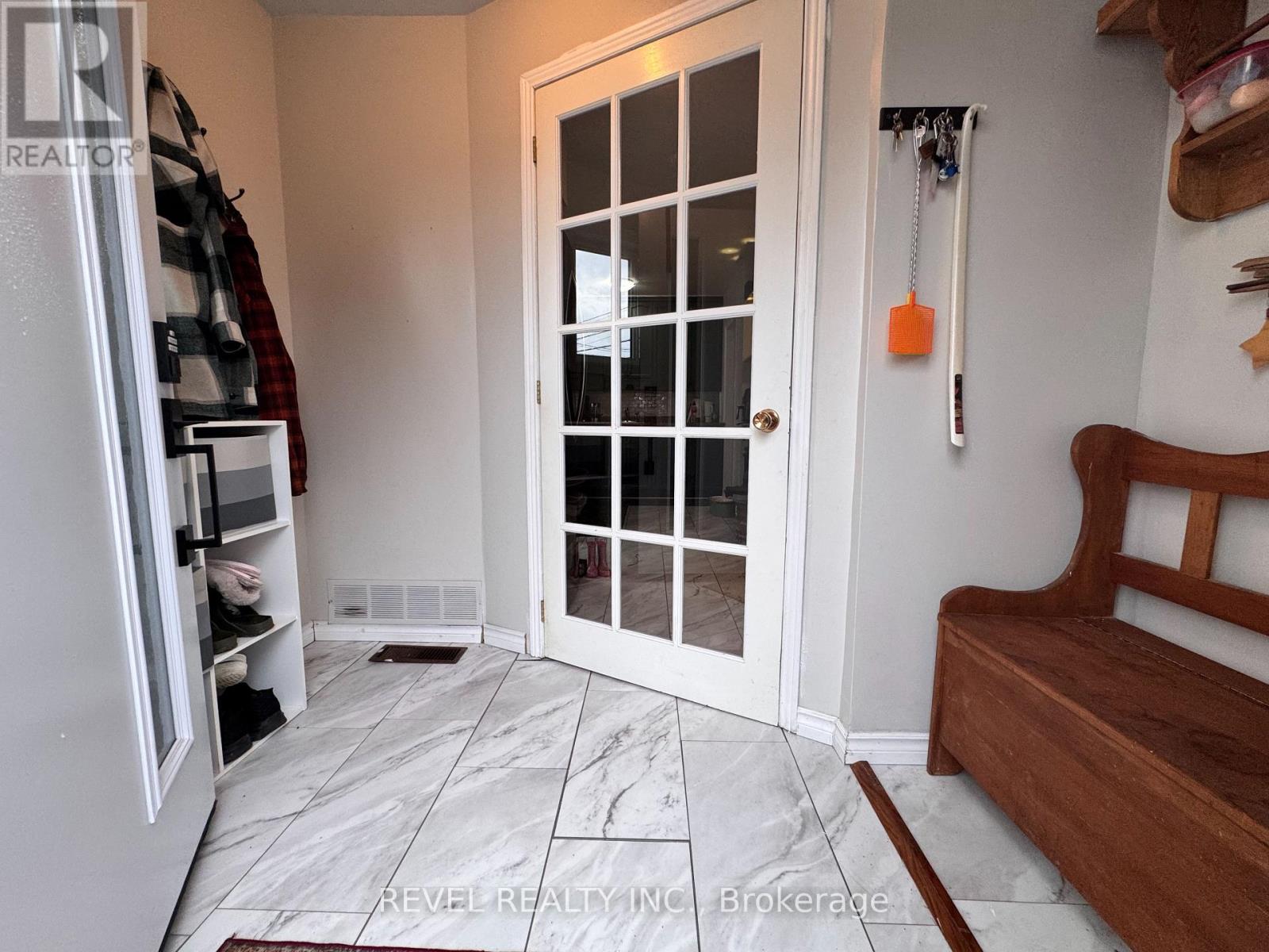 304 Ross Avenue E, Timmins, Ontario  P4N 5X1 - Photo 9 - T12383202
