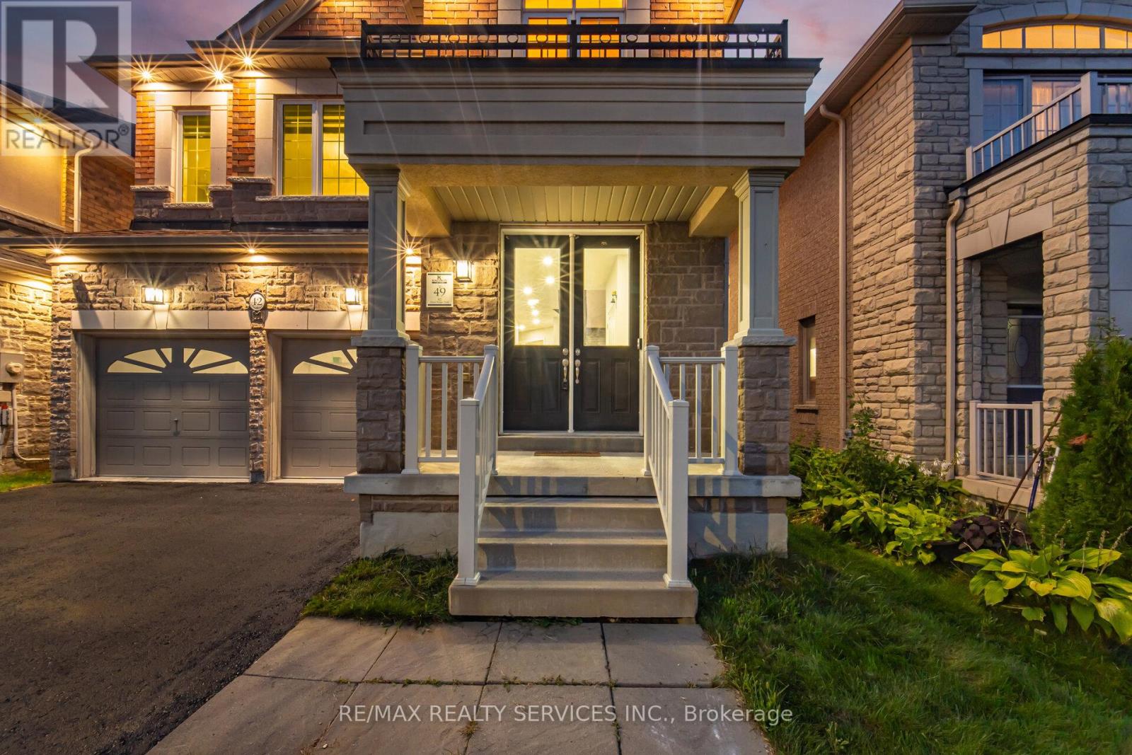 42 Deer Ridge Trail, Caledon, Ontario  L7C 3Z6 - Photo 2 - W12383085