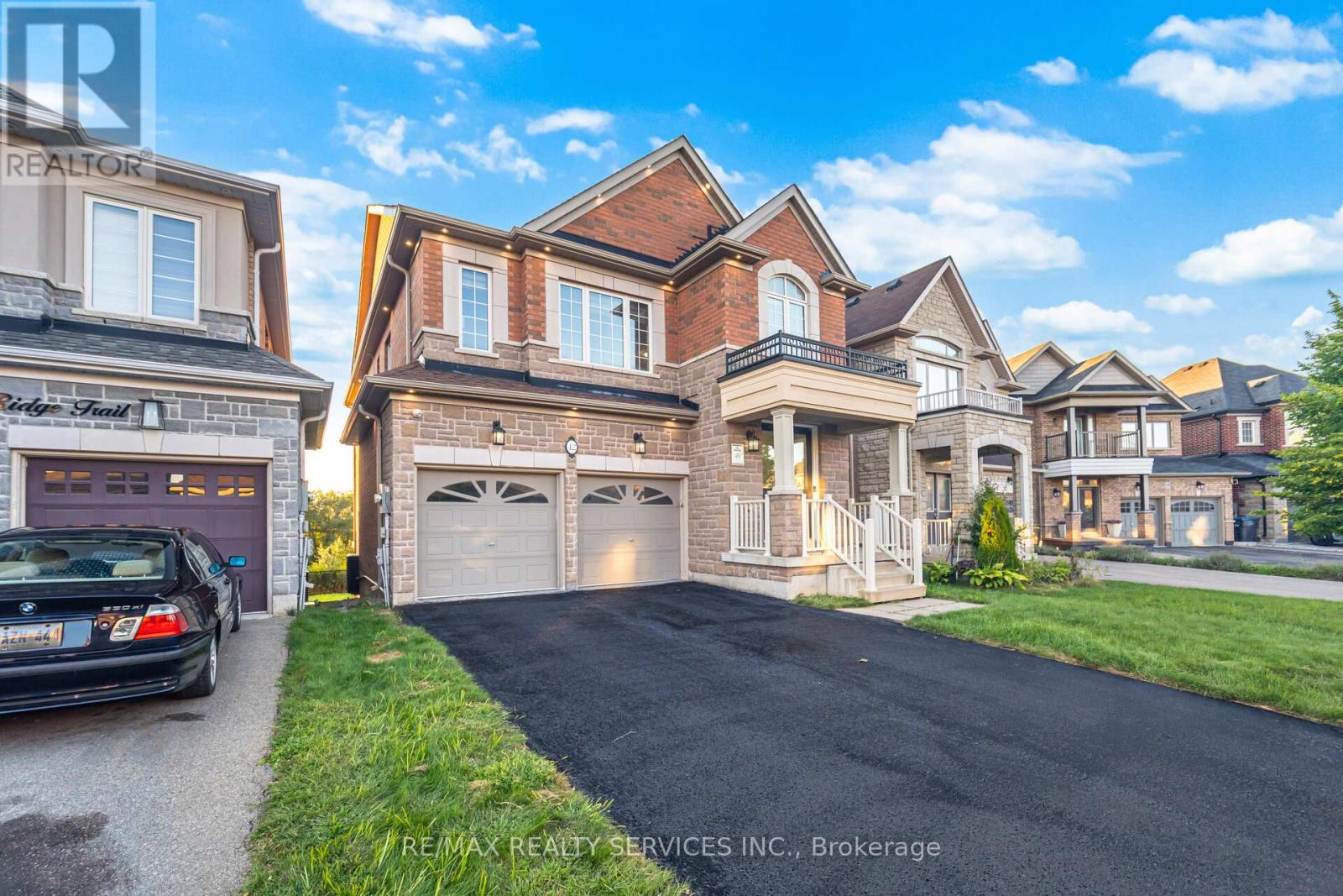 42 Deer Ridge Trail, Caledon, Ontario  L7C 3Z6 - Photo 4 - W12383085
