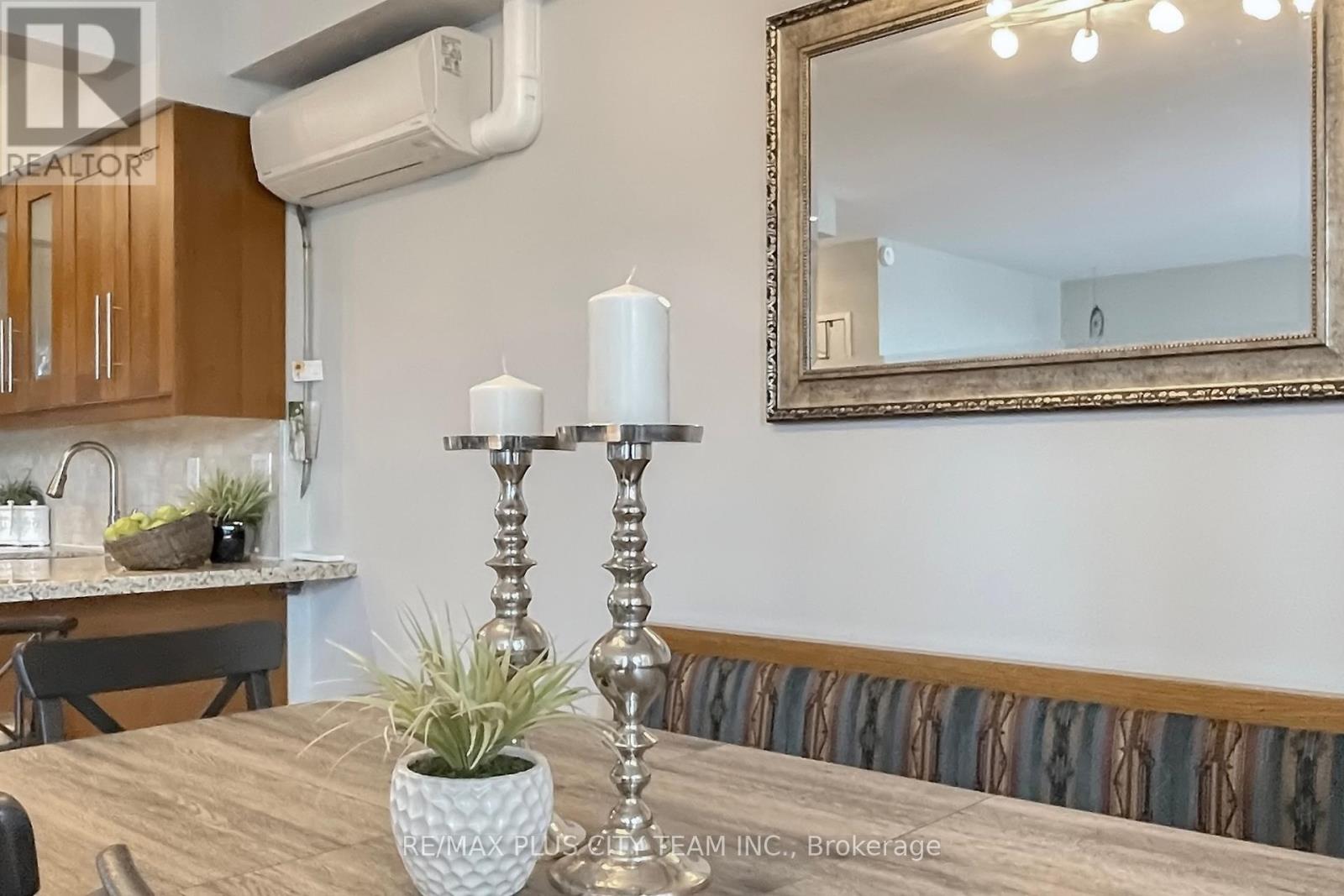 215 - 35 Ormskirk Avenue, Toronto, Ontario  M6S 1A8 - Photo 11 - W12383092