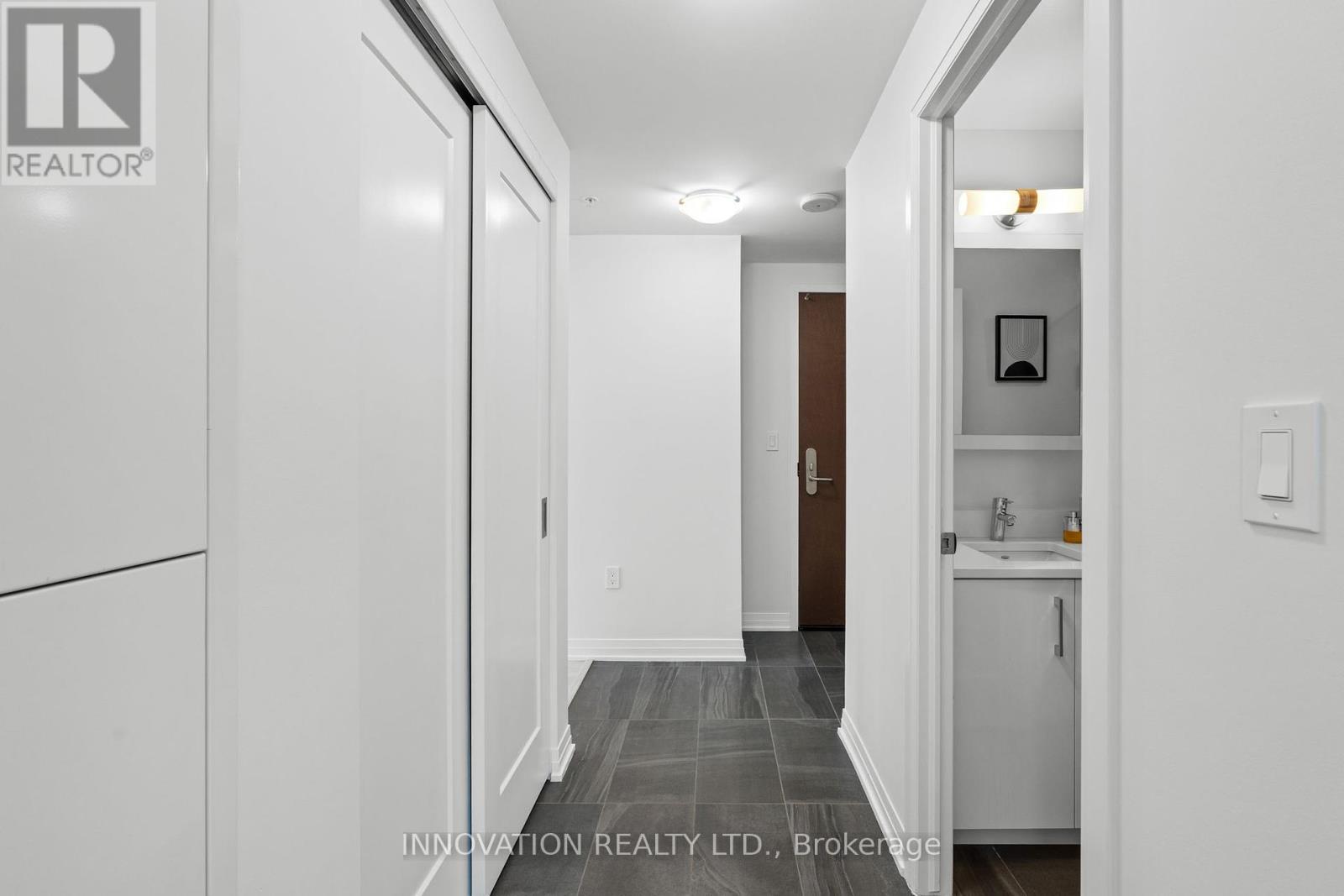 701 - 805 Carling Avenue, Ottawa, Ontario  K1S 5W9 - Photo 24 - X12383234