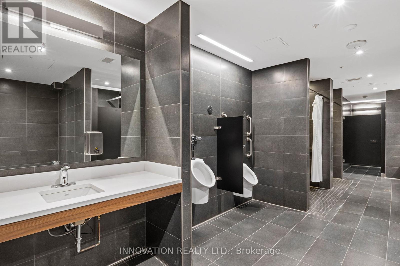 701 - 805 Carling Avenue, Ottawa, Ontario  K1S 5W9 - Photo 47 - X12383234