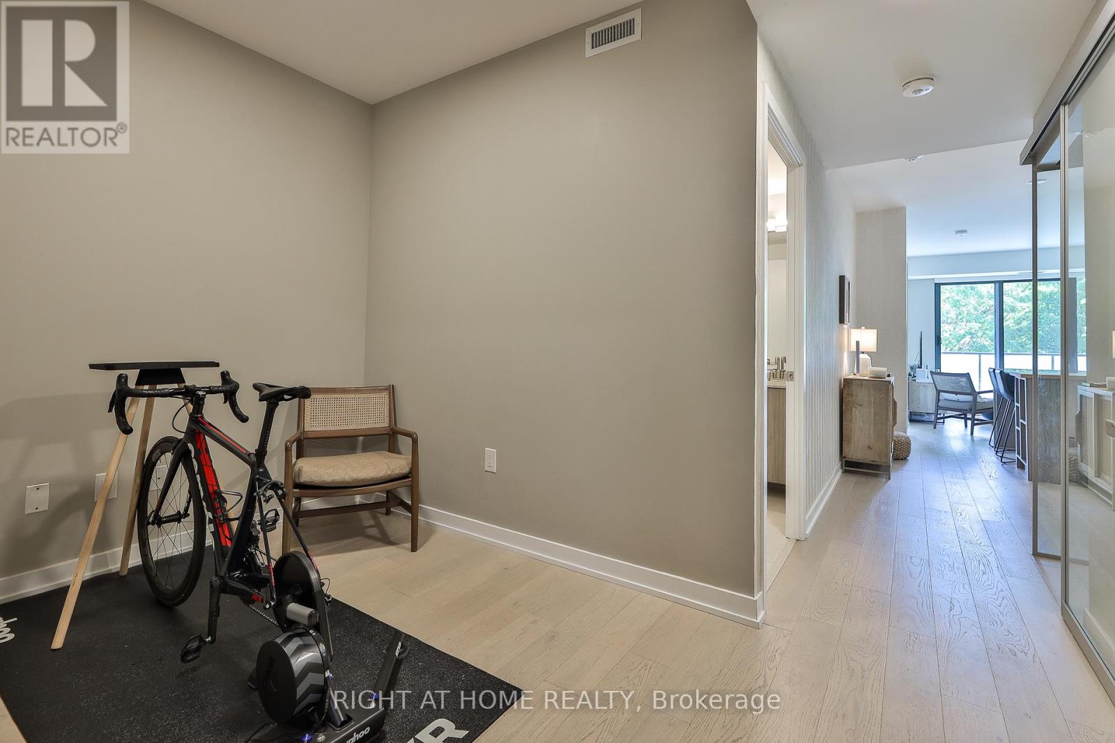 410 - 430 Roncesvalles Avenue, Toronto, Ontario  M6R 0A6 - Photo 23 - W12383114