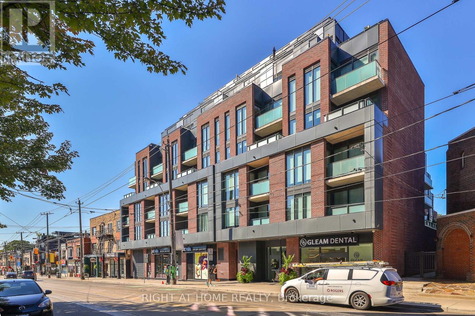 410 - 430 Roncesvalles Avenue, Toronto, Ontario  M6R 0A6 - Photo 32 - W12383114