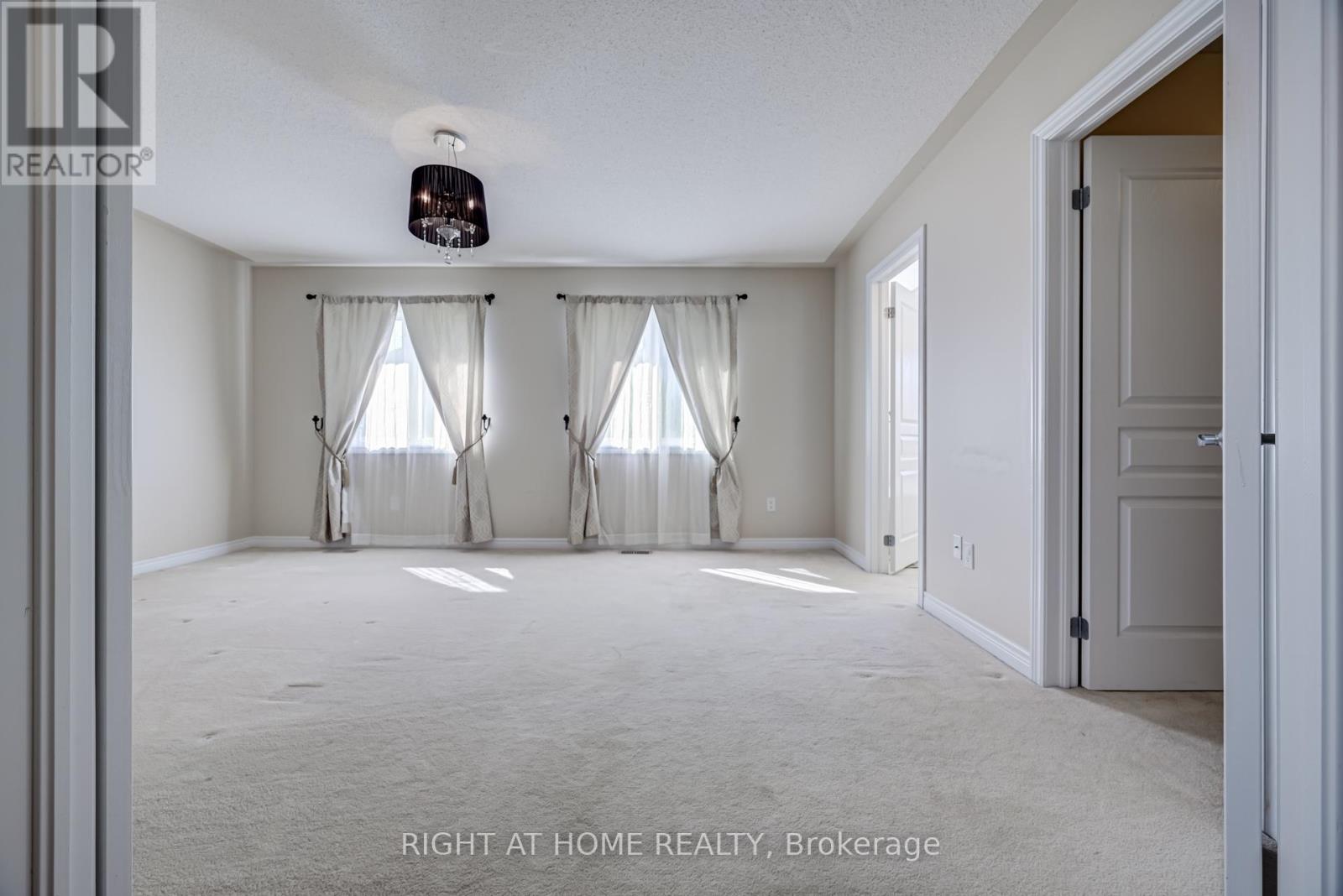 3407 Whilabout Terrace, Oakville, Ontario  L6L 0A7 - Photo 19 - W12383115