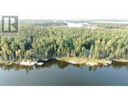 S882 Winnipeg River, Minaki, Ontario