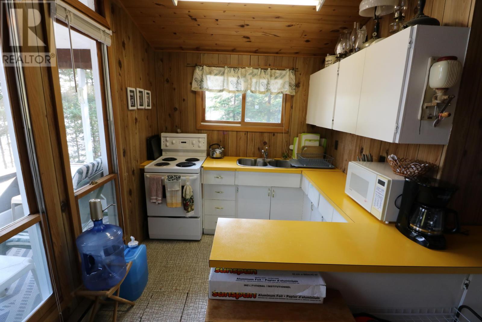 S882 Winnipeg River, Minaki, Ontario  P0X 1J0 - Photo 14 - TB252732