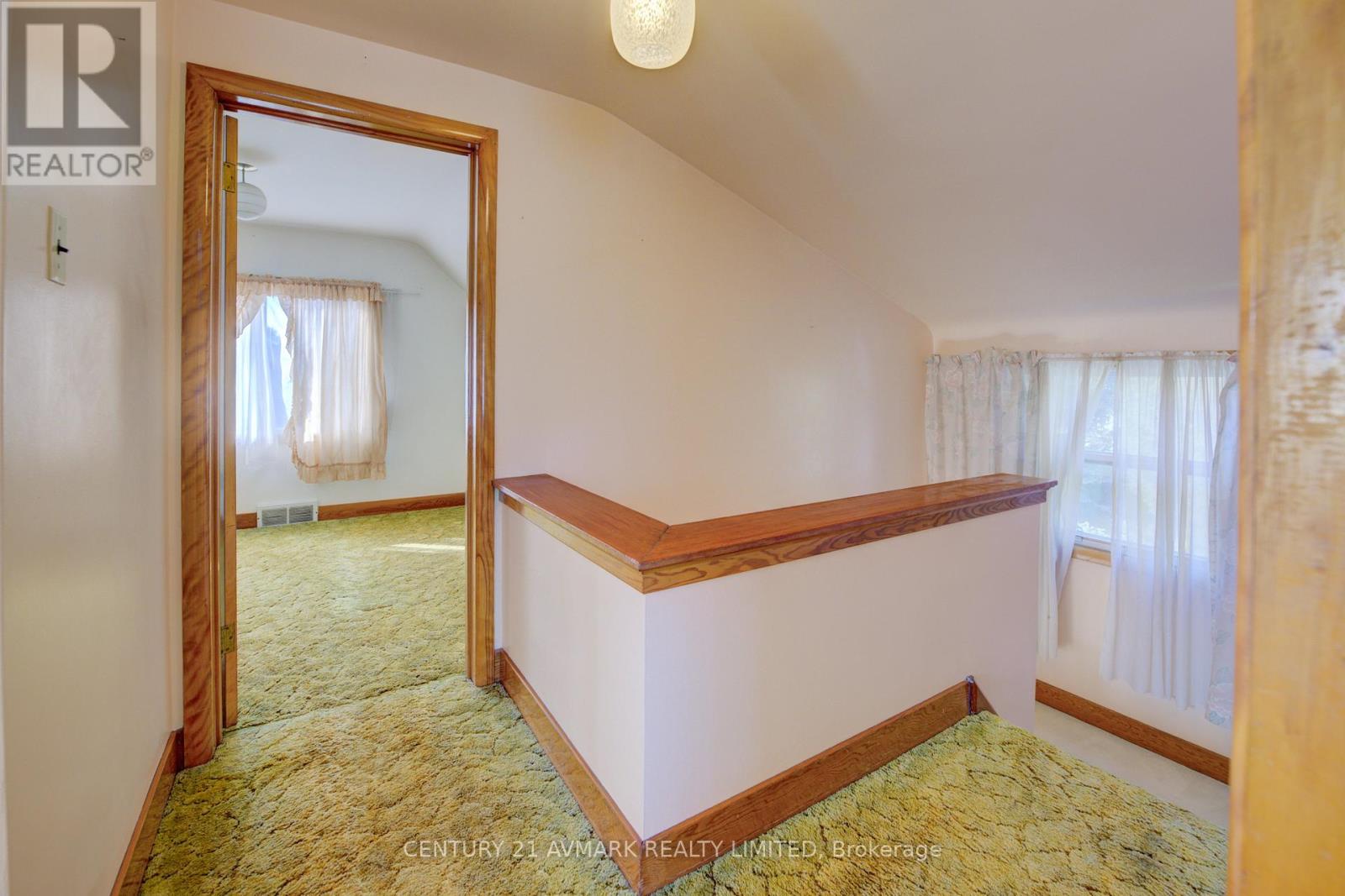 18 Jubilee Drive, St. Catharines (Carlton/bunting), Ontario  L2M 4P8 - Photo 20 - X12383175