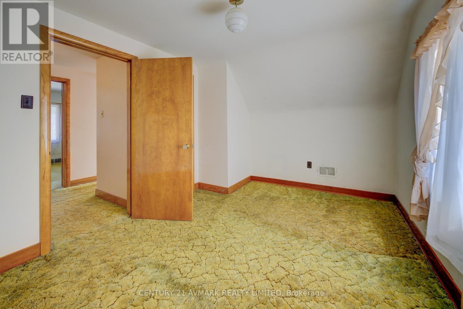 18 Jubilee Drive, St. Catharines (Carlton/bunting), Ontario  L2M 4P8 - Photo 24 - X12383175